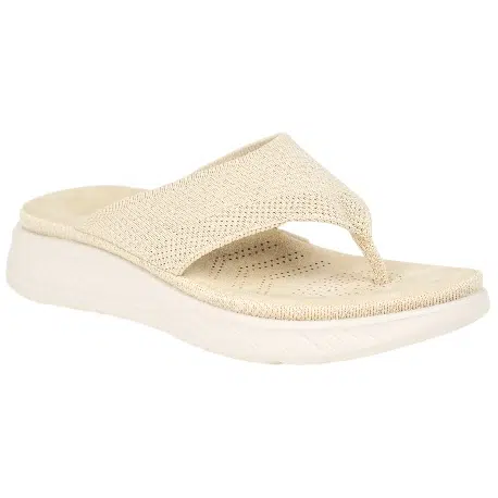 Descubre cómo elegir el calzado de mujer ideal para este verano con nuestras claves de estilo y comodidad. Consejos prácticos para lucir a la moda sin sacrificar el bienestar de tus pies.